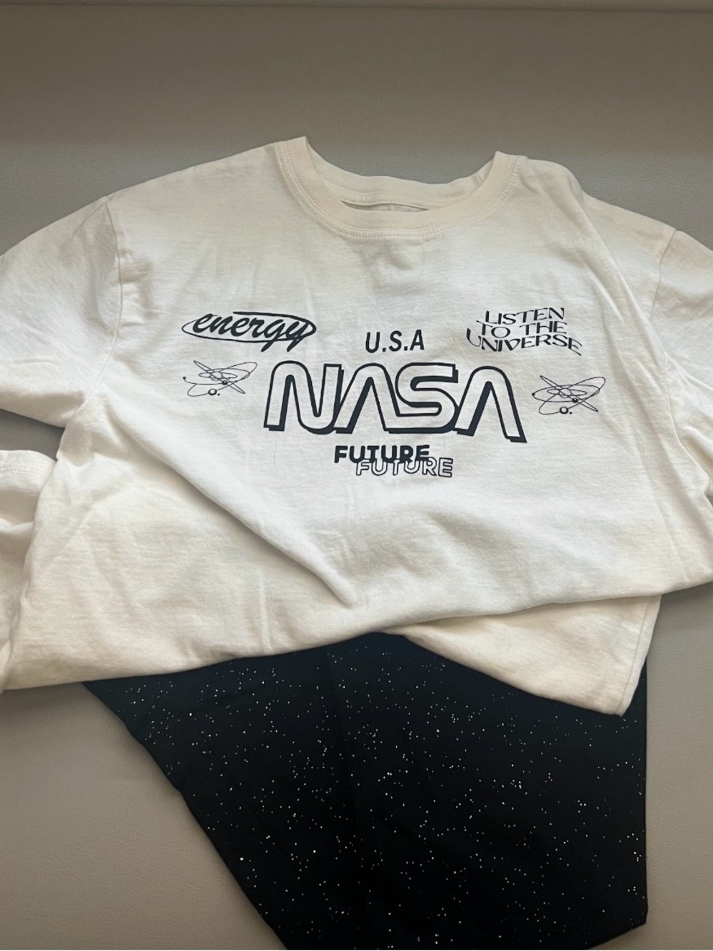 Cute NASA space outfit for girls!